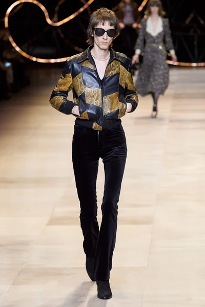Look 89